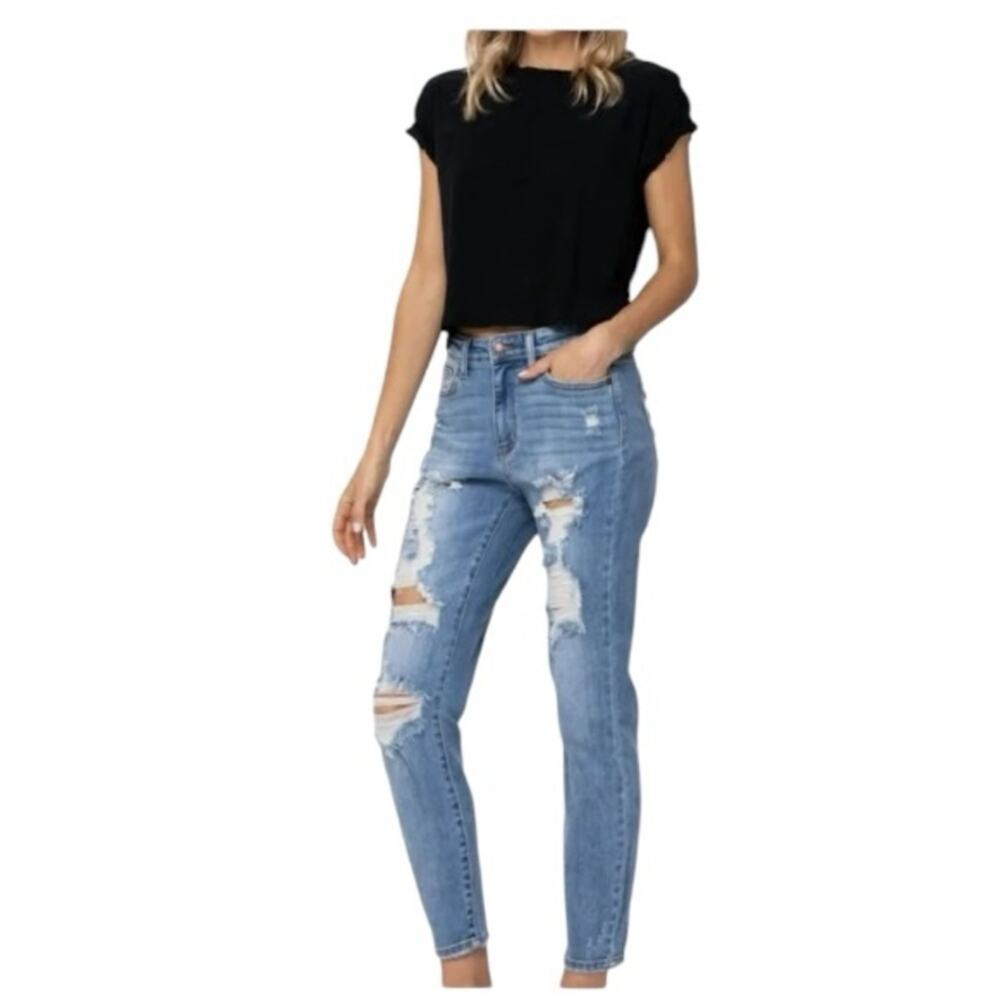 Judy Blue Hi Rise Destroyed Boyfriend Jeans 5/27 Light Wash Distressed Denim